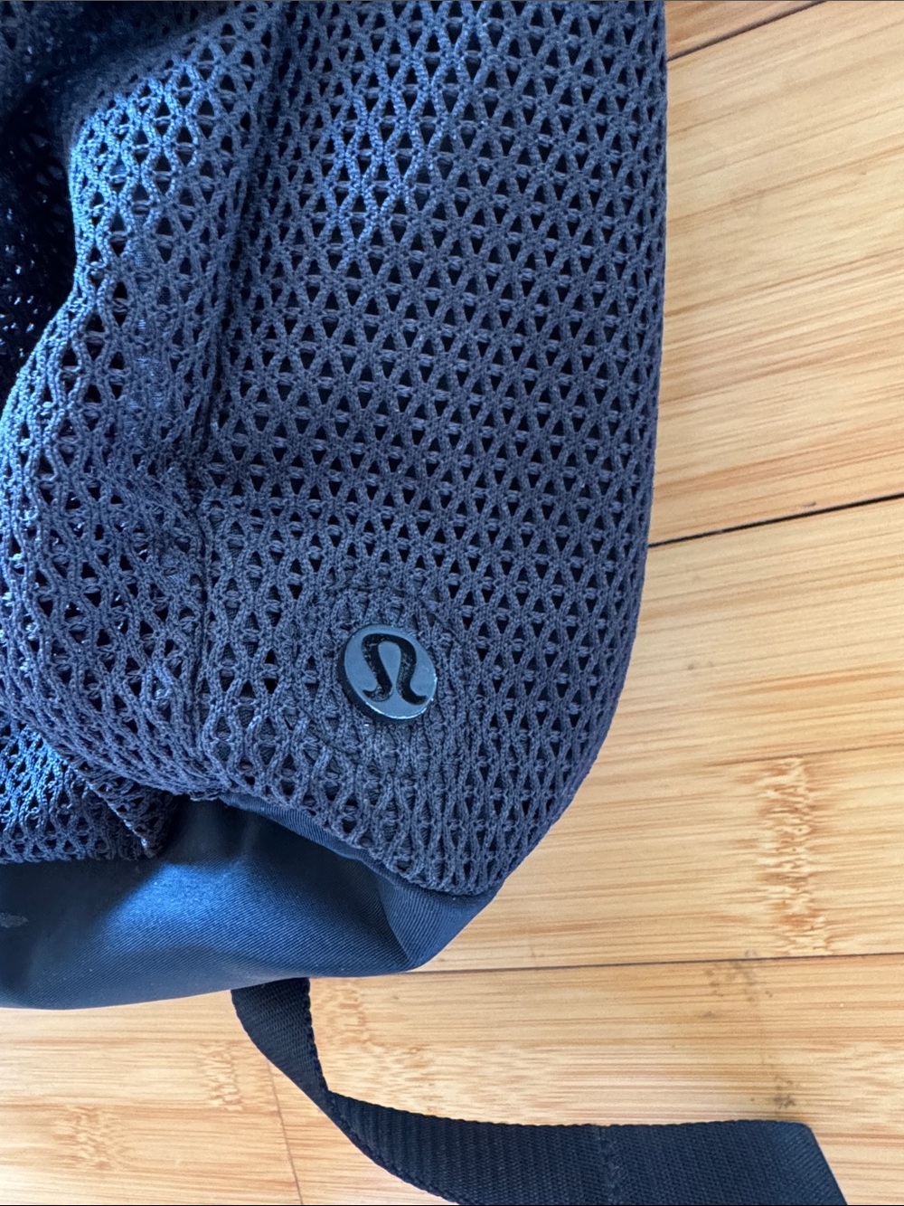 lululemon athletica Black Mesh-Front Backpack - Picture 2 of 8